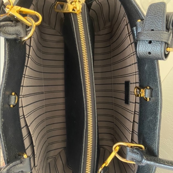 Louis Vuitton BagMontaigne MM - Picture 4 of 7